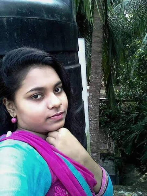 Bengali Girl Selfie Pics